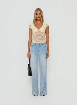Zandie Textured V Neck Short Sleeve Top Cream