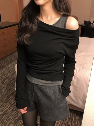 (2 colors) Off-shoulder layered T-shirt