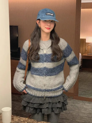 (2 colors) Striped knit zip-up
