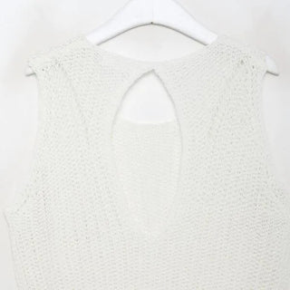 Back-cut low-gauge sleeveless knit