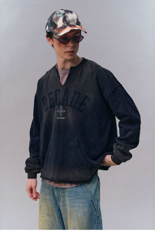 [Monterest] Washed Split-Neck Graphic Sweatshirt