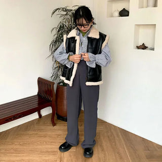Wide-button slacks