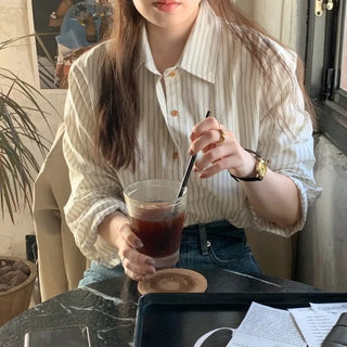 Leaf Loose Fit Striped Border Shirt
