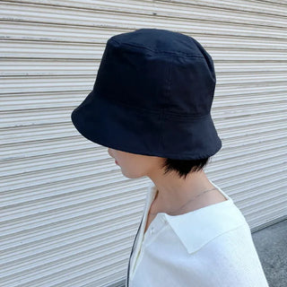 simple light bucket hat