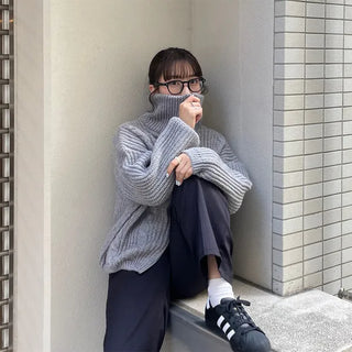 Twist knit zip-up