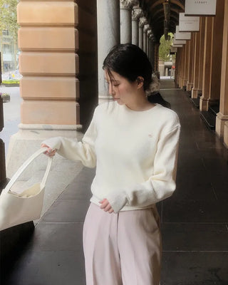 [U-neck/V-neck] 2 types of standard basic knitwear