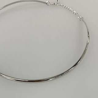 fella simple necklace