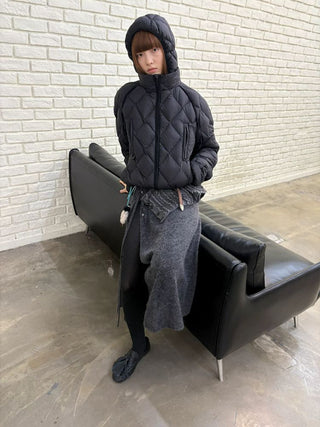 [NeverSeez] Diamond Quilted Down Jacket