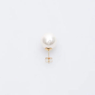 Pearl earrings
