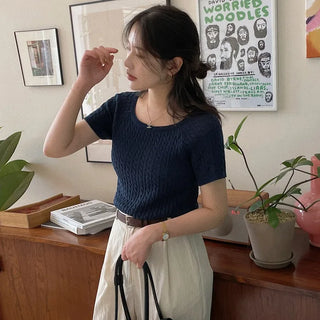 mood twist square neck knit