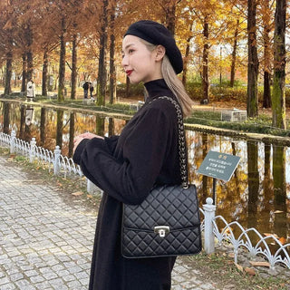 Quilted chain bag