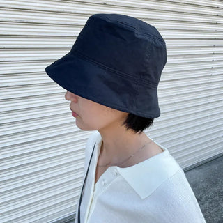 simple light bucket hat