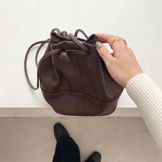 milka bucket bag