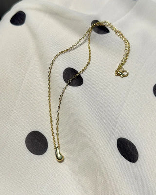 Drop motif necklace