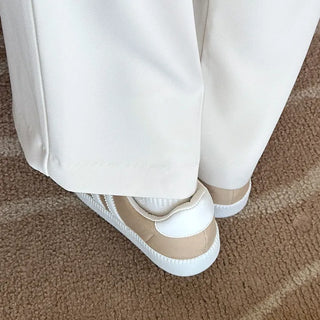 Basic sneakers