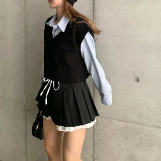 Oversized V-neck knit vest