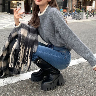 Daily check scarf