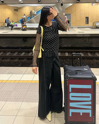 Dot lace layered short-sleeved T-shirt
