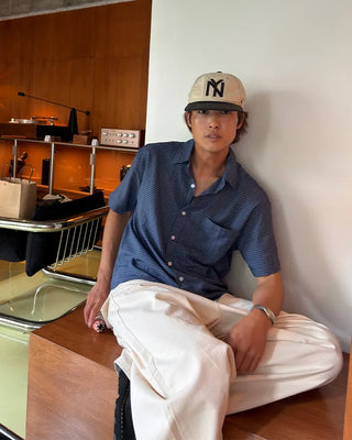 Back flap pocket curved pants