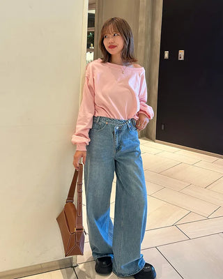Off-shoulder sweatshirt