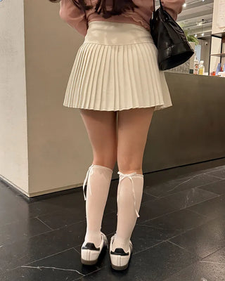 Slim pleated mini skirt