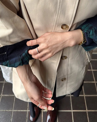 Loose-fit half trench coat