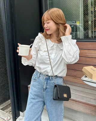 Big frill collar blouse