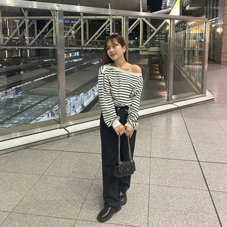 Striped off-shoulder sweatshirt