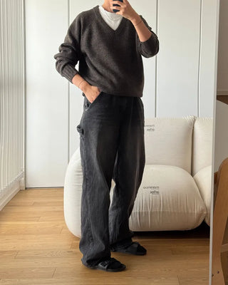 Regular Fit V-Neck Knit