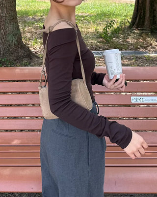 Off-shoulder slim-fit long t-shirt