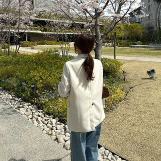 Back-button tailored jacket