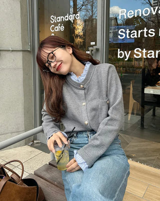 Frill-point button cardigan