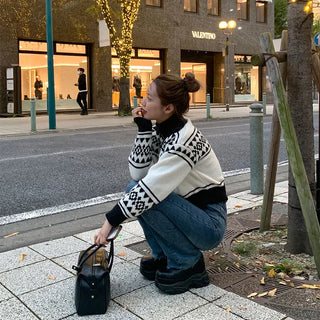 Nordic pattern knit zip-up