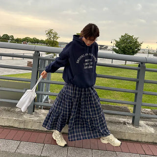 Checked long skirt