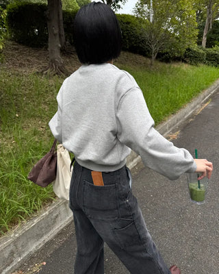 Balloon Cropped Sweatshirt