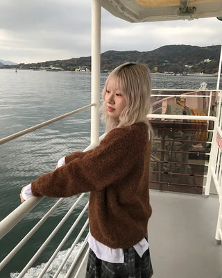 Blurred Round Knit