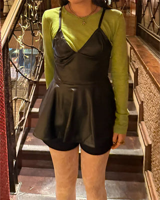 Colorful long-sleeved tops