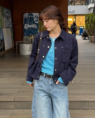 Henley neck long-sleeved T-shirt