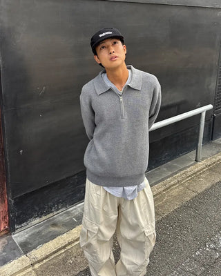 Half-neck zip-up collar knit