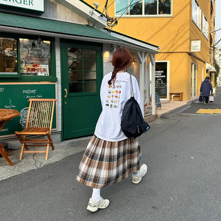 Vegetable print long-sleeved T-shirt