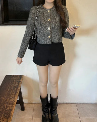 Gold button-point jacket