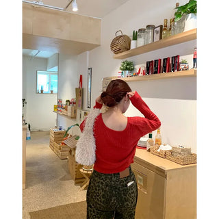 Round neck cable knit cardigan