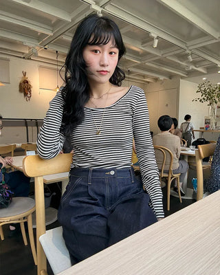 U-neck striped long-sleeved T-shirt