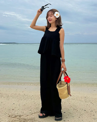 Sleeveless top with built-in cups and wide-leg pants set