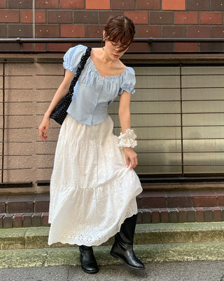 Perforated lace long skirt