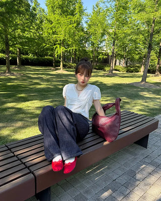 Weaving shoulder bag