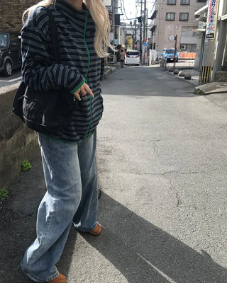 Half-neck striped zip