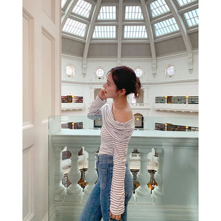 Border Shirred Off-Shoulder T-Shirt