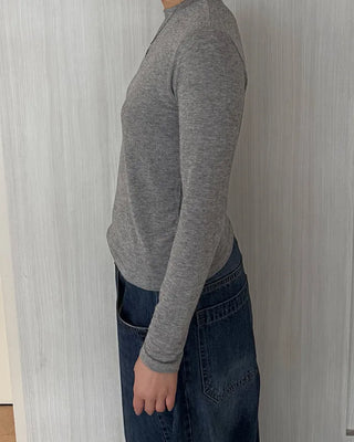 Basic long-sleeve T-shirt