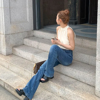 Halter neck sleeveless blouse